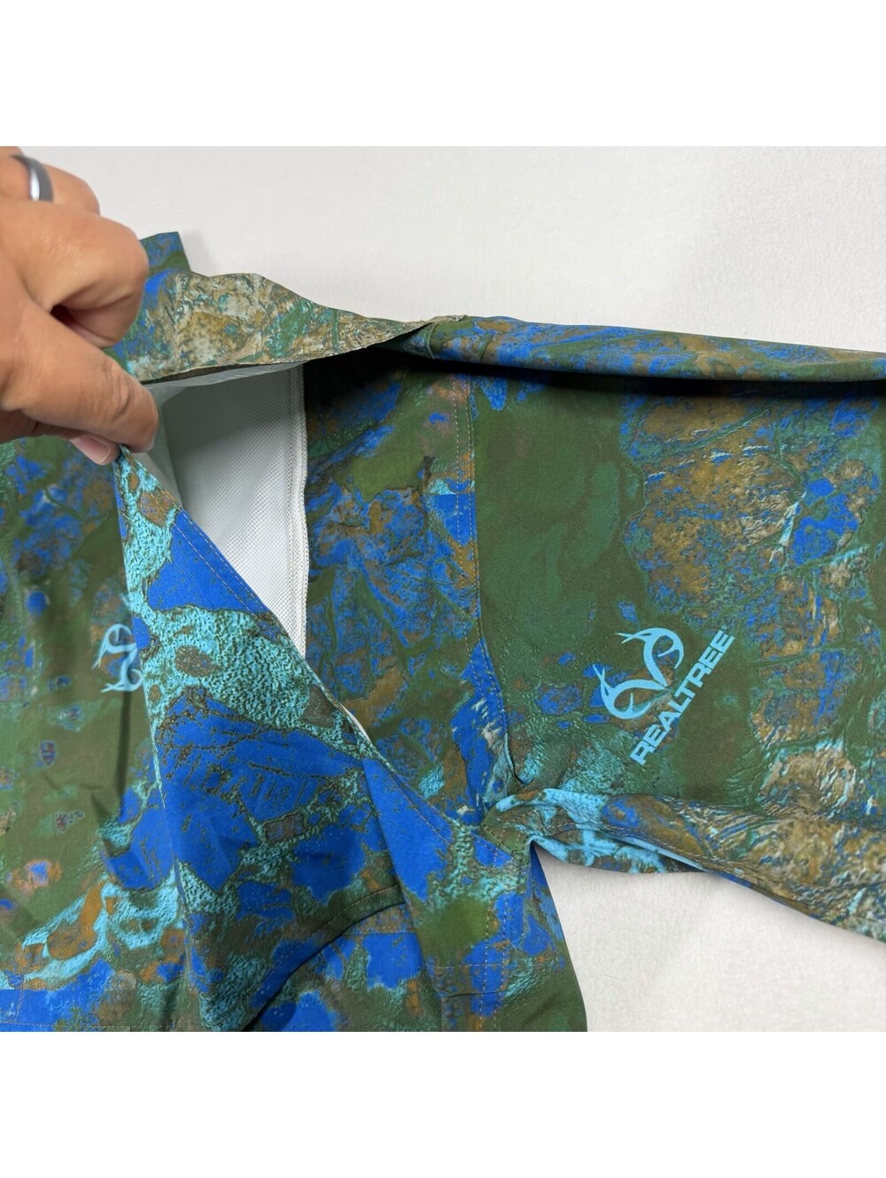 G&G Outfitters Realtree Green Keystone Light Vented Button Up Shirt Men's 2XL - Picture 6 of 11